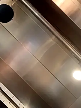 Snapshot of sarahkat86 chatting on September 16, 4:41 pm sarahkat86 online show from September 16, 4:41 pm