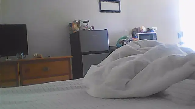 Snapshot of sarahkat86 chatting on September 26, 2:21 pm sarahkat86 online show from September 26, 2:21 pm