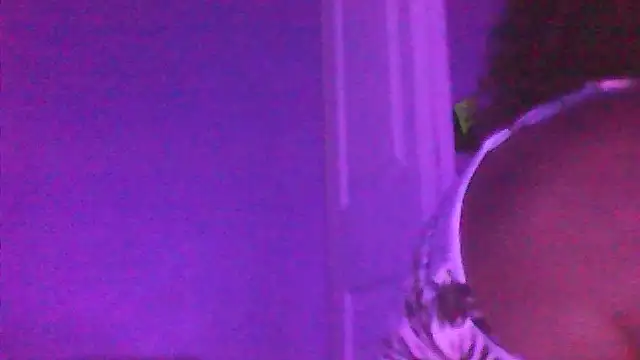 Snapshot of sarahkat86 chatting on October 15, 3:50 am sarahkat86 online show from October 15, 3:50 am