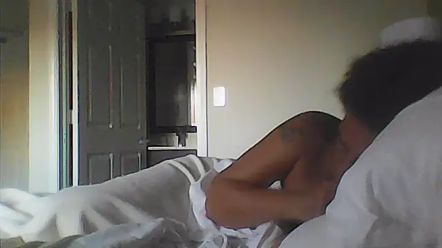 sarahkat86 online show from June 13, 10:57 am