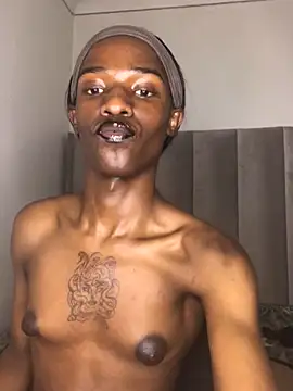 Trans fairy online show from October 10, 8:41 pm