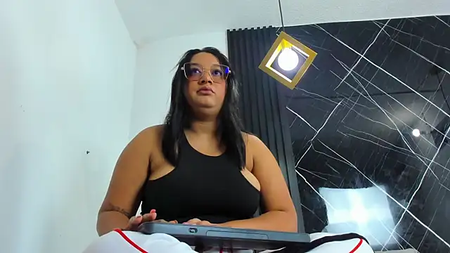 AriaBelle online show from April 29, 11:14 am