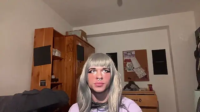 emilydee666 online show from September 30, 9:53 pm