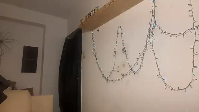 emilydee666 online show from December 20, 10:06 pm