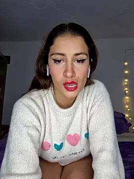 aytanna torrez online show from October 6, 8:06 pm