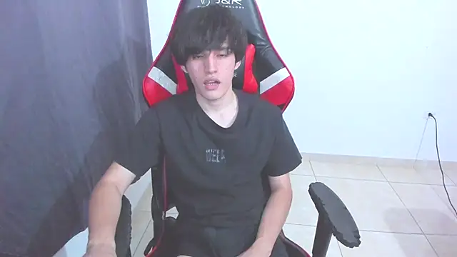 Snapshot of eren_188 chatting on November 11, 5:18 am eren 188 online show from November 11, 5:18 am