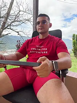 Snapshot of Marco_Vega chatting on June 12, 3:22 pm Marco Vega online show from June 12, 3:22 pm