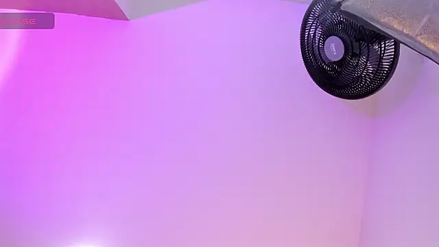 sweet  vanessa1 online show from July 6, 10:34 pm