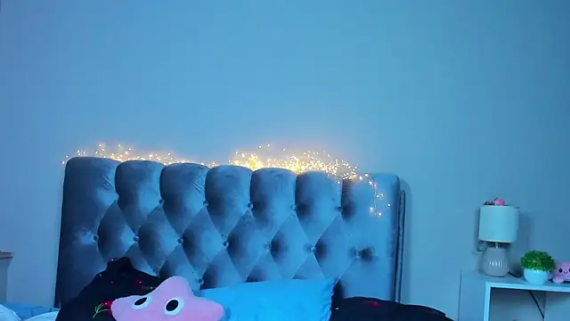 Snapshot of Blondy_Fina chatting on July 23, 5:27 am Blondy Fina online show from July 23, 5:27 am