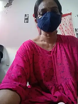 Snapshot of soni_yhakur chatting on June 8, 12:25 am soni yhakur online show from June 8, 12:25 am