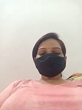 Snapshot of soni_yhakur chatting on June 16, 2:25 am soni yhakur online show from June 16, 2:25 am