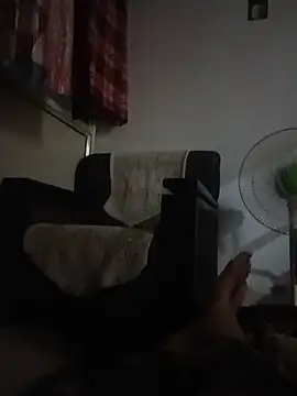 Snapshot of soni_yhakur chatting on July 5, 8:16 pm soni yhakur online show from July 5, 8:16 pm