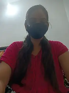 Snapshot of soni_yhakur chatting on July 12, 2:02 am soni yhakur online show from July 12, 2:02 am