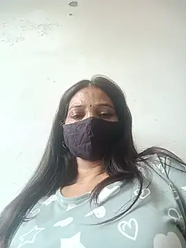 Snapshot of soni_yhakur chatting on July 24, 1:47 am soni yhakur online show from July 24, 1:47 am