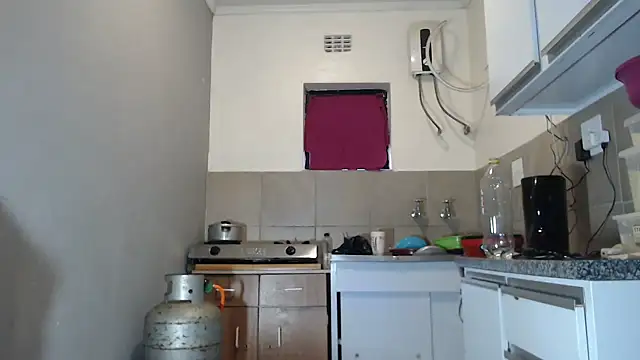 YummySyriaxoxo online show from November 12, 3:29 am