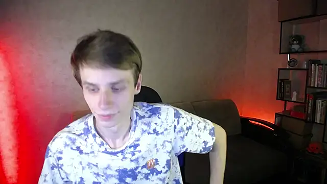 yes cute boy  online show from October 12, 7:24 pm