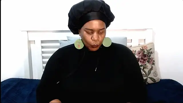 SplendidThalita online show from October 21, 9:04 pm