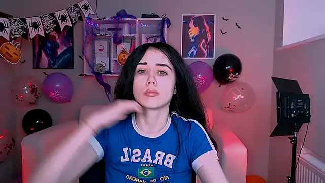 riley sanders online show from October 24, 9:17 am