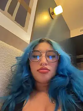 Snapshot of HATSUNE__ chatting on April 29, 9:32 pm HATSUNE online show from April 29, 9:32 pm