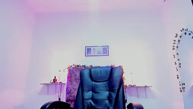 vane jimenez  online show from September 28, 7:08 pm