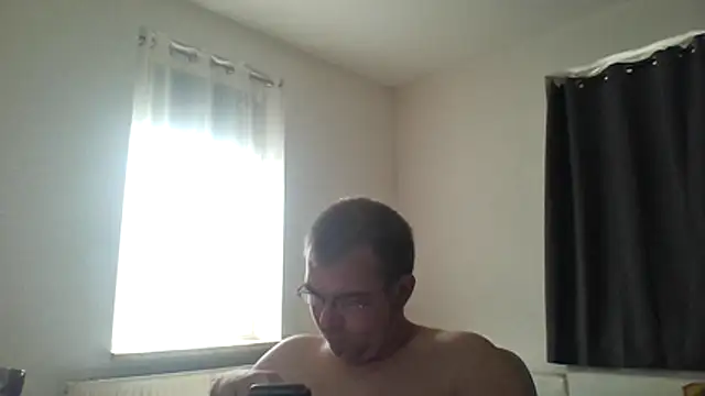 freak858 online show from July 14, 9:36 am