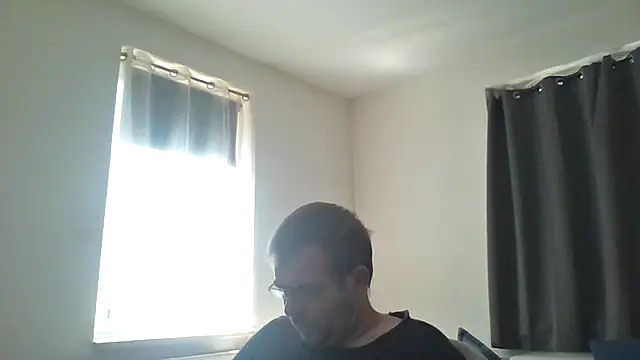 freak858 online show from August 2, 10:57 am
