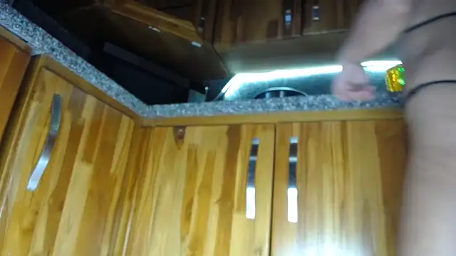 Snapshot of habdiela chatting on October 21, 7:36 pm habdiela online show from October 21, 7:36 pm