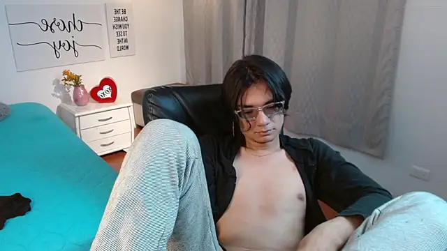 davoxer online show from September 11, 3:39 am