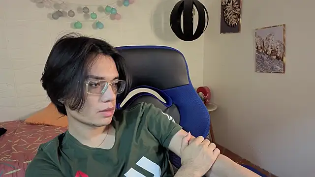 davoxer online show from December 14, 3:45 am