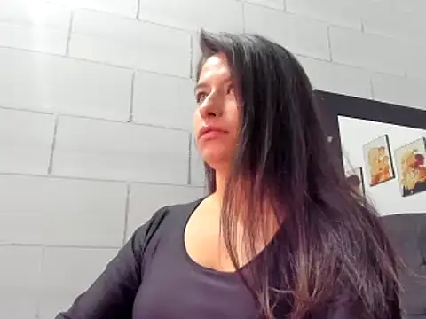  Roxxxane 09 online show from December 15, 7:07 pm