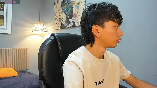 Snapshot of markbowie chatting on March 5, 2:02 pm markbowie online show from March 5, 2:02 pm