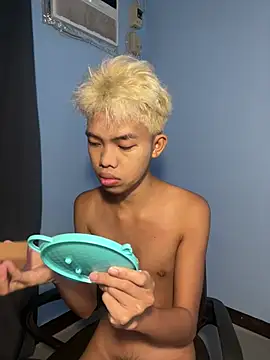 urcumjp online show from March 5, 8:32 am