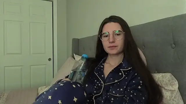 bambifarrina online show from November 15, 9:21 pm