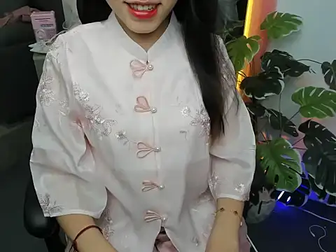 Snapshot of Xiao_cute chatting on October 15, 3:56 pm Xiao cute online show from October 15, 3:56 pm