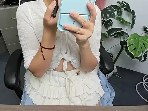 Snapshot of Xiao_cute chatting on October 25, 4:57 pm Xiao cute online show from October 25, 4:57 pm