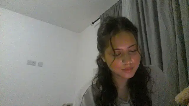 laylabliss online show from October 8, 1:14 am