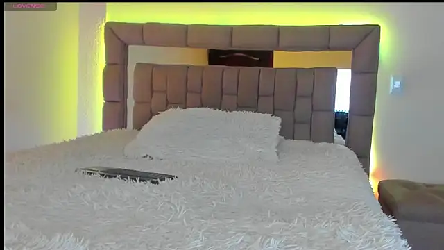 gabrielaponce11 online show from October 5, 12:31 am