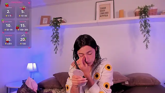 Vampgyal online show from October 16, 8:10 pm