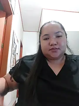 LianaCruzado online show from April 4, 2:03 pm