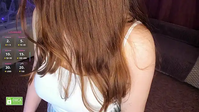 Snapshot of blessme_G chatting on November 5, 2:22 am blessme G online show from November 5, 2:22 am