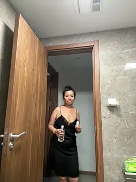 anna yngs online show from September 14, 4:00 am