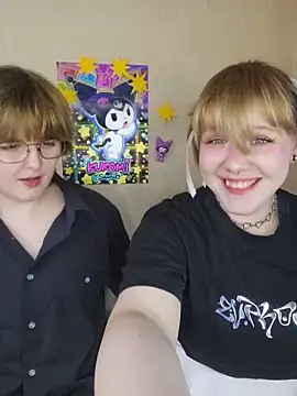 Snapshot of xrixsyx_and_ricky chatting on May 30, 5:54 pm xrixsyx and ricky online show from May 30, 5:54 pm