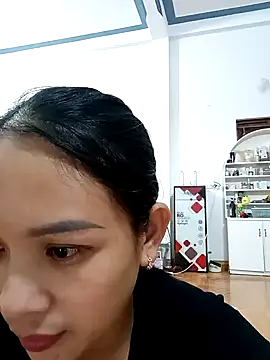 Mymyshow online show from February 6, 1:25 pm