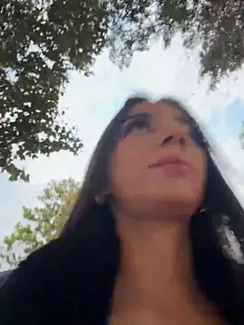 -juicy  online show from April 15, 11:05 pm
