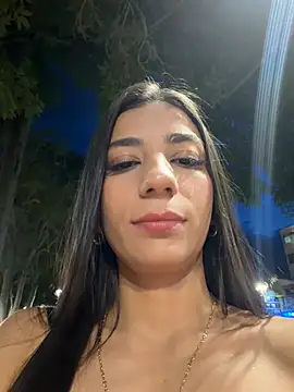-juicy  online show from May 26, 11:34 pm