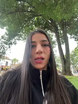 -juicy  online show from June 7, 10:24 pm
