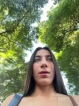 -juicy  online show from July 1, 10:20 pm