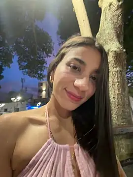 -juicy  online show from July 30, 11:37 pm