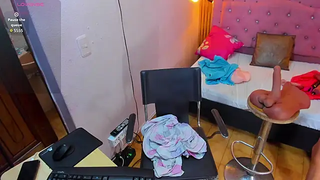 Lena Bdsm online show from March 26, 11:27 am