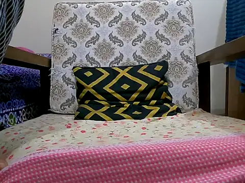 Snapshot of DhakaBabe chatting on February 21, 1:12 pm DhakaBabe online show from February 21, 1:12 pm